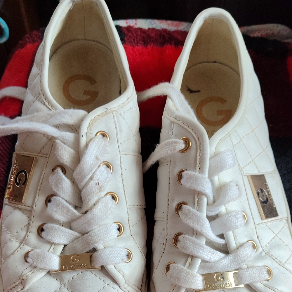 Guess White Quilted Sneakers with Gold Details